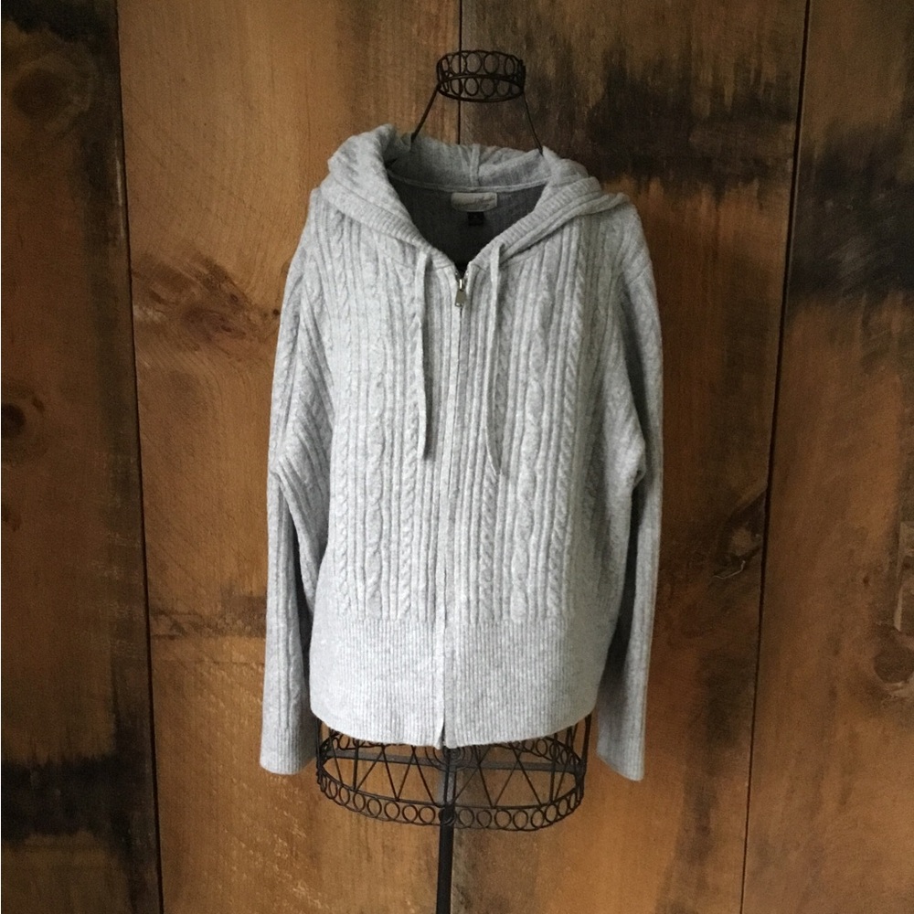 Lounge Hoodie
